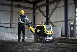 Виброплиты бензиновые реверсивные Wacker Neuson